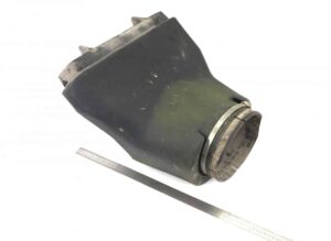 Conductă de admisie aer partea inferioară volvo 20733574 5010317968 1 Conductă de admisie aer partea inferioară volvo 20733574 5010317968
