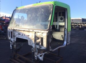 Carcasă de cabină volvo verde 13532 (85115434/85115442) 1 Carcasă de cabină volvo verde 13532 (85115434/85115442)