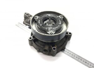 Pompa de apă pentru răcire volvo - coduri oem 20920085, 21960479, 21030340, 21648708, 21814009, 21814036, 21969183, 85013056, 85013466, 85013425 1 Pompa de apă pentru răcire volvo – coduri oem 20920085, 21960479, 21030340, 21648708, 21814009, 21814036, 21969183, 85013056, 85013466, 85013425