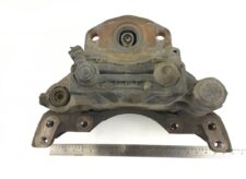Etrier de frână față dreapta Mercedes A0054200583 / A0044207983 / A9604200601 / A9444207901