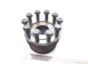 Butuc roată cu șuruburi pentru frână cu disc - axa față dreapta mercedes (coduri: a9603300425, a0003301025) 1 Butuc roată cu șuruburi pentru frână cu disc – axa față dreapta mercedes (coduri: a9603300425, a0003301025)