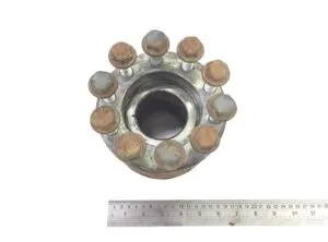 Butuc roată frână cu disc axa față stânga mercedes 9723340201 0159811905 a9723340201 a0159811905