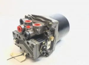 Uscător de aer pentru camion volvo, coduri 70313304, 3194898, 9957312