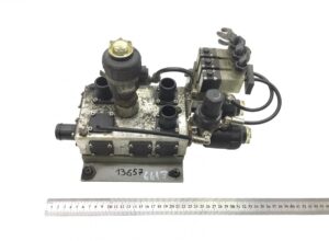 Supapă lichid de răcire încălzitor de apă volvo 1365746617 1 Supapă lichid de răcire încălzitor de apă volvo 1365746617