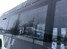 Geam lateral autobuz etaj superior stânga - Volvo 22315130