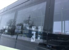 Geam lateral autobuz, primul etaj stânga, Volvo 22315165