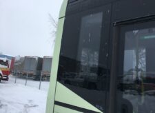 Geam lateral autobuz Volvo - dreapta, primul etaj (cod 22322816)