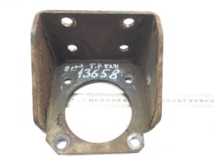 Suport motor spate dreapta volvo 13658 1 Suport motor spate dreapta volvo 13658