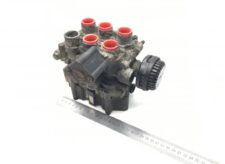 Supapă ECAS pentru Mercedes - Coduri piese: 1517908, 1193658, A0003277425, 81259026168, 20356554, 5006302001, 1934992, 41193658, 0003277425, 81259026168, A0013271725, 0013271725