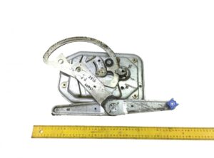 Mecanism regulator de geam dreapta pentru scania, coduri 2572351, 2303352, 1442295, 2162367 1 Mecanism regulator de geam dreapta pentru scania, coduri 2572351, 2303352, 1442295, 2162367