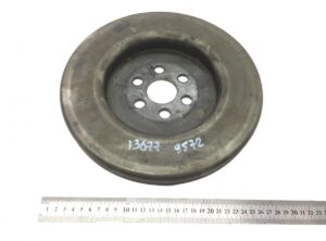 Roată de echilibrare arbore cotit scania 13677-9572 1 Roată de echilibrare arbore cotit scania 13677-9572