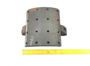 Plăcuță de frână cu tambur pentru scania, coduri 1104545, 1104549, 1535250, 551163, 1535254 1 Plăcuță de frână cu tambur pentru scania, coduri 1104545, 1104549, 1535250, 551163, 1535254
