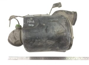Carcasă filtru de aer volvo 20859974/20381066 (uzată) 1 Carcasă filtru de aer volvo 20859974/20381066 (uzată)