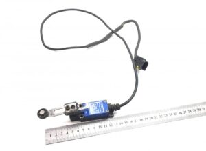 Senzor limită cursă cu cablu pentru volvo ah-8108-11 1 Senzor limită cursă cu cablu pentru volvo ah-8108-11