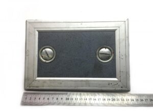 Panou interior din aluminiu pentru cabină volvo, cu două orificii de fixare 1 Panou interior din aluminiu pentru cabină volvo, cu două orificii de fixare