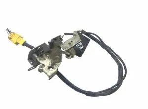 Încuietoare ușă dreapta volvo 20588326