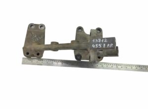Suport v brat de control dreapta mercedes 13712 4357 p. P 1 Suport v brat de control dreapta mercedes 13712 4357 p. P