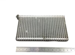 Evaporator ac pentru scania, cod 1772726 - 17 1 Evaporator ac pentru scania, cod 1772726 – 17
