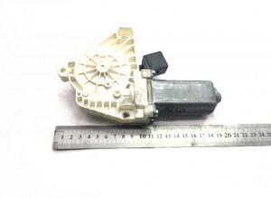 Motor regulator de geam dreapta mercedes a9607201246 1 Motor regulator de geam dreapta mercedes a9607201246