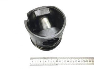 Piston volvo 20485939 20856115 cu riglă pentru scalare 1 Piston volvo 20485939 20856115 cu riglă pentru scalare