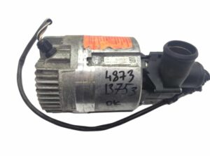 Pompa de circulație lichid de răcire volvo 13210432 2607609 a0028353264 0028353264 a0028352964 0028352964