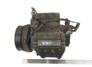 Compresor ac pentru volvo, coduri 20873254 și 21112387 1 Compresor ac pentru volvo, coduri 20873254 și 21112387