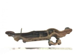 Suport pentru arc pneumatic axa motrică stânga mercedes (a9603285041 / 9603285041 / a9603280241 / 9603280241)