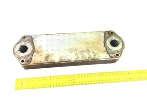 Radiator de ulei pentru motor scania 1448933, 1543688, 1900032, 1400861, 2793574, 1333183 1 Radiator de ulei pentru motor scania 1448933, 1543688, 1900032, 1400861, 2793574, 1333183