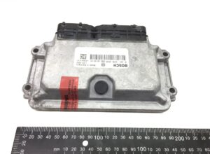 Unitate de control bosch 0 281 020 060 pentru scania 1 Unitate de control bosch 0 281 020 060 pentru scania