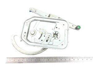 Mecanism regulator geam dreapta pentru scania - coduri 2572351, 2303352, 1442295, 2162367 1 Mecanism regulator geam dreapta pentru scania – coduri 2572351, 2303352, 1442295, 2162367