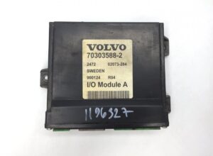 Unitate de control i/o module a volvo 70303588-2 sweden 900124 r04 1 Unitate de control i/o module a volvo 70303588-2 sweden 900124 r04