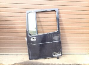 Ușă stânga daf pentru cabină camion - model 1304060/1676218 1 Ușă stânga daf pentru cabină camion – model 1304060/1676218