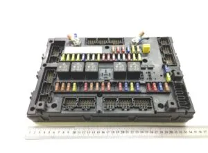 Panou de siguranțe pentru mercedes a0014461358 / a0004468958 / a0004469458
