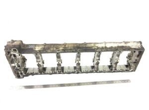 Capac inferior culbutori mercedes a4710502302 / a4710503002 / a4710504202 / a4710507102
