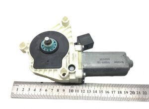 Motor regulator geam stânga mercedes a9607201546 9607201546 1 Motor regulator geam stânga mercedes a9607201546 9607201546