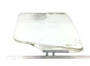 Fereastră dreapta ușă mercedes cod a9737200218 1 Fereastră dreapta ușă mercedes cod a9737200218