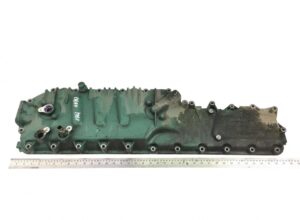 Capac lateral motor volvo 22328758 22864171 1 Capac lateral motor volvo 22328758 22864171
