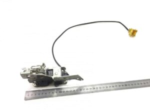 Încuietoare ușă stânga volvo 21200309 / 21261274 / 21505893 / 20588325 / 24427400