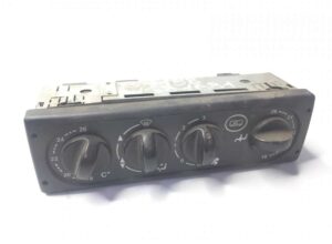 Modul de control climă volvo - panou control ventilație și aer condiționat 1 Modul de control climă volvo – panou control ventilație și aer condiționat