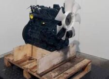Motor Kubota V1505 pe Palet de Lemn