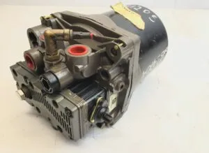Uscător de aer volvo pentru camioane, coduri 70313308, 85000864, 3194899, 9517283, 9957313