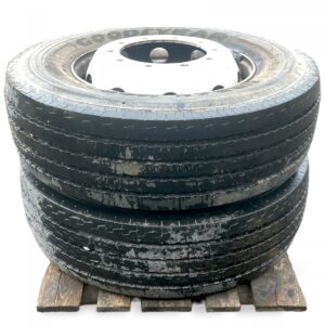 Set roți 2 bucăți goodyear pentru camion volvo 305/70r22. 5, 225×8. 25-23