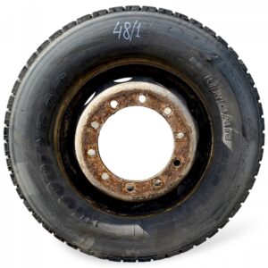 Roată goodyear urban max 305/70r22. 5 225x825-15 pentru volvo 1 Roată goodyear urban max 305/70r22. 5 225×825-15 pentru volvo