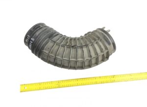 Conductă de admisie aer daf 1871832 cu formă ondulată și lungime de aproximativ 30 cm 1 Conductă de admisie aer daf 1871832 cu formă ondulată și lungime de aproximativ 30 cm