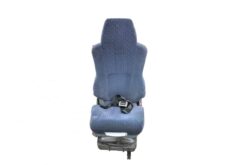 Scaun pasager auto albastru cu centură de siguranță