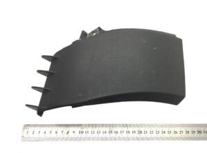 Capac plastic sub parbriz stânga volvo 82835554 82835593 1 Capac plastic sub parbriz stânga volvo 82835554 82835593