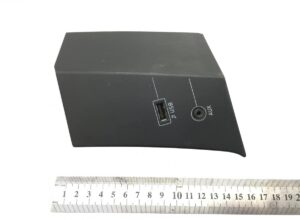 Panou cu priză usb și aux pentru volvo 82303887-11 1 Panou cu priză usb și aux pentru volvo 82303887-11