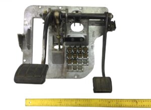 Pedalier ambreiaj și frână cu panou volvo 8189958/1062051/8189996