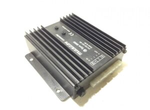Convertor de tensiune mascot type 8860 pentru volvo 20427985, 8156774, 20455097, 20716980, 20555710, 1080068, 85111606, 3963539