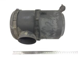 Carcasă filtru de aer irisbus - 504146433 1 Carcasă filtru de aer irisbus – 504146433